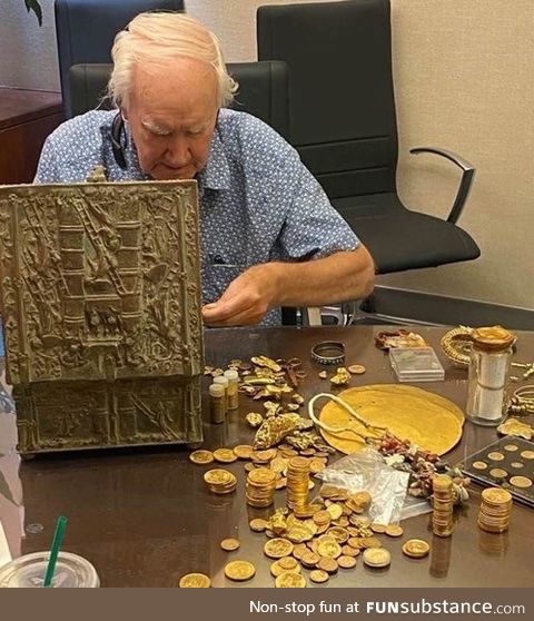 Forrest Fenn being reunited with the treasure chest he hid in the Rocky Mountains