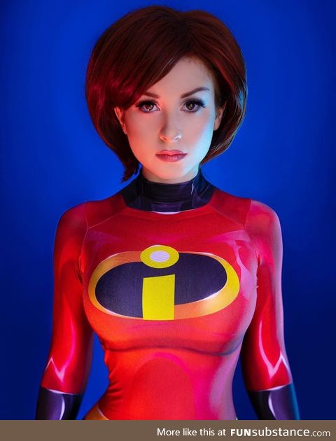 Incredible Elastigirl Cosplay by Lika Bem