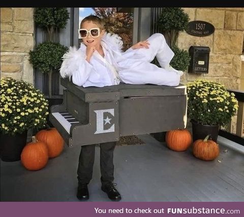 This Halloween costume