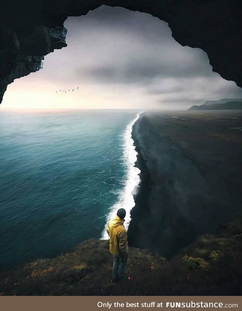 Stunning world we live in, Iceland by @billy_jesusjunior_rdt