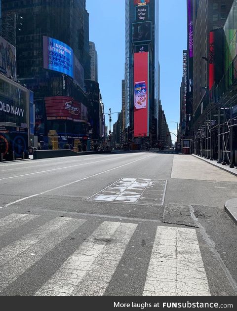 Vacancy in Times Square , New York