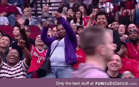 Twins dancing at the rockets game