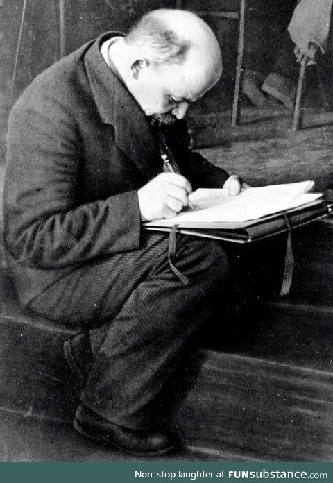 Lenin inventing Ukraine