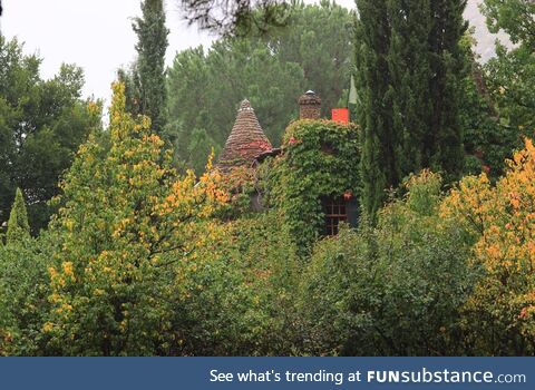 [OC] Fairytale cottage nestled in nature