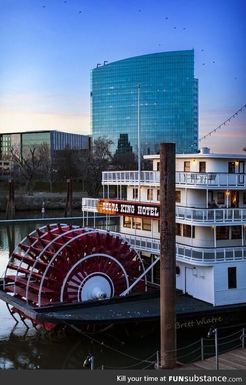 Delta king hotel, old sacramento, ca {oc}