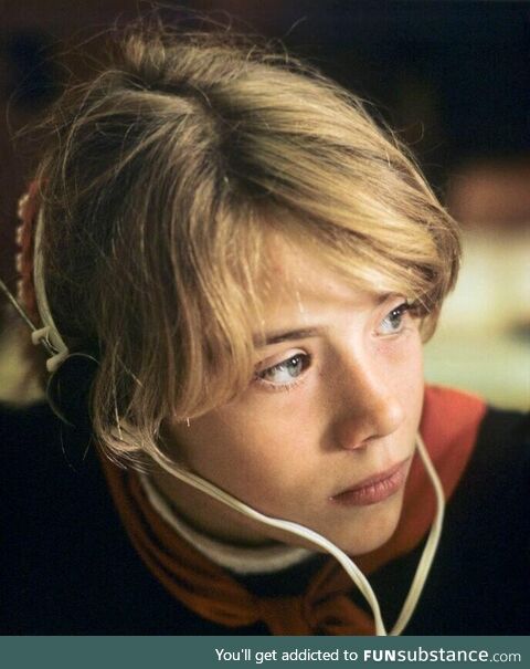 A girl in an English lesson, USSR, 1990