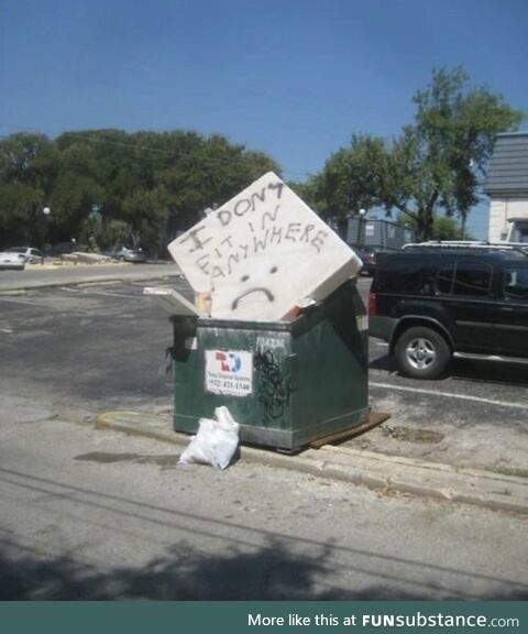 Someone abandoned this poor Mattress