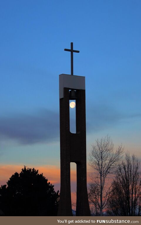 Cross-bell-moon morning sky