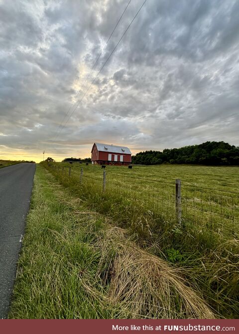 A barn at sunset