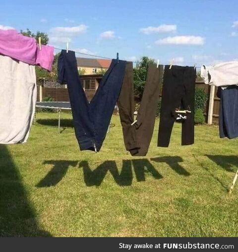 That's not how ya hang the clothes, you: