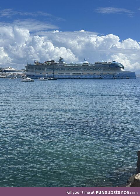 The largest cruise ship in the world parked in St Kitts