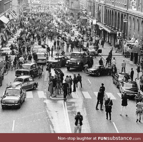 First morning after Sweden changed from driving on the left side to driving on the right,