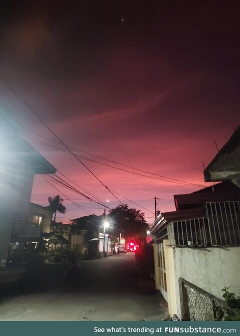 The sky now here in the philippines