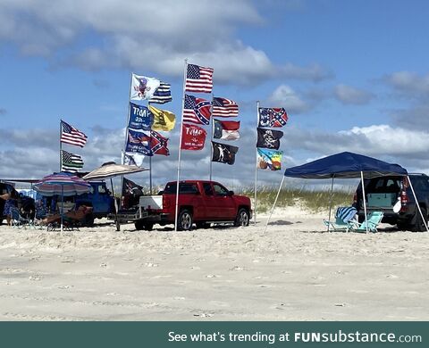 [OC] Bringing your political identity to the beach, Carolina Beach, NC edition (July