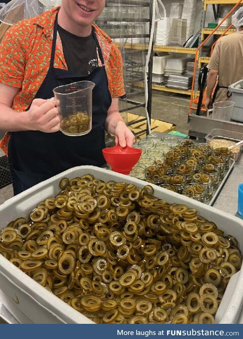 Turning bullwhip kelp stipe into pickles!