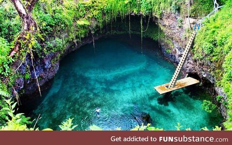 To sua ocean trench samoa, south pacific