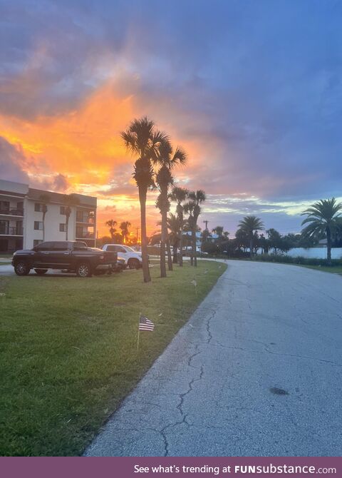 Sick of the political pics so here’s the sunset in Florida