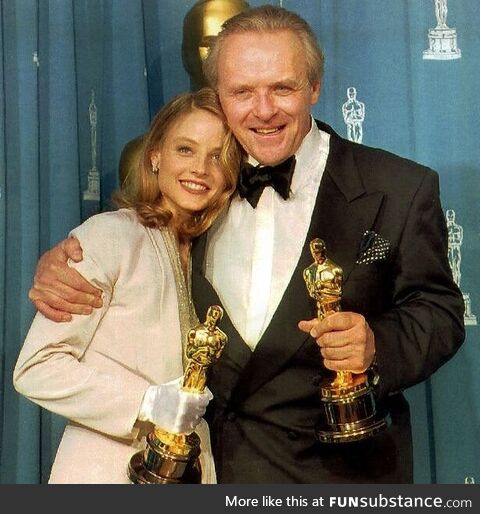 Anthony Hopkins and Jodie Foster holding their Oscars for Best Actor and Best Actress,