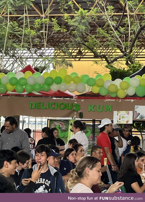 Creative sign at college food fair in SLP, MX