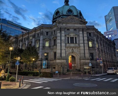 A building in Yokohama that used to be the HQ of a bank and is now a museum