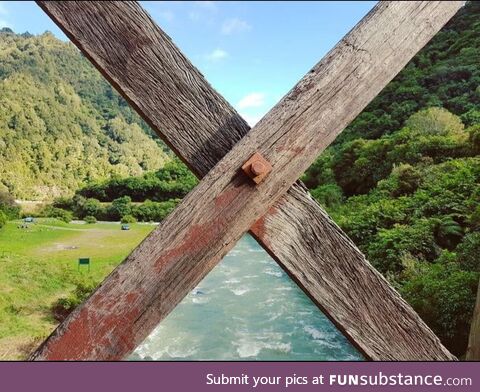 A cool picture that looks like 4
