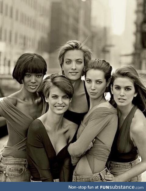Models christy turlington, naomi campbell, linda evangelista, tatiana patitz, cindy