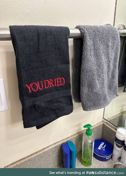 Dark Towels