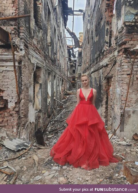 Dress & Debris: Graduation Photo Captures Ukraine's Pain
