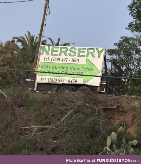 Misspelled sign next to the freeway