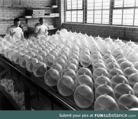 Condom testers, 1939