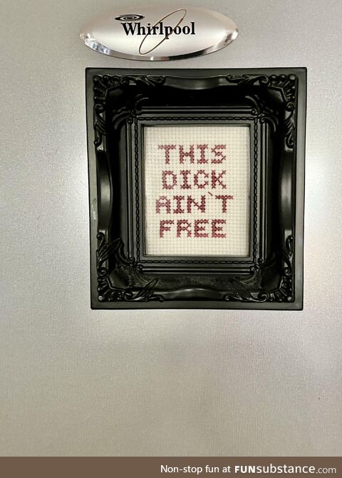 An exquisite refrigerator magnet