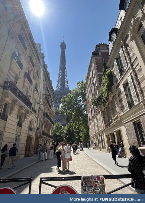 Also a bit sick of the trump pics so here is a pic of that tower in France