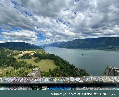The Columbia River, from Washington looking over to Oregon